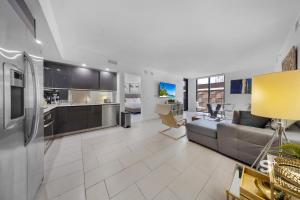 2-BD Condo by Brickell City Centre - Pool & Gym