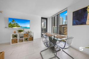 2-BD Condo by Brickell City Centre - Pool & Gym