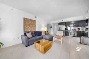 2-BD Condo by Brickell City Centre - Pool & Gym