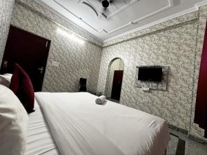 Saintsvalley Hotels Tapovan By Lovely Hospitality