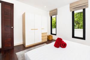 Kamala Nature Escape - Pool & Mountain Views - Silver Pool Villa