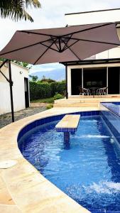 Precio de semana Finca con piscina y Desayuno