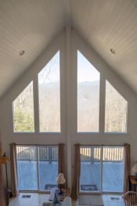 Hidden Mountain Retreat Absolute Seclusion near Cherokee