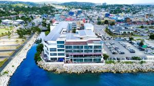 The Twilight - A Sky Harbour Superior King Suite