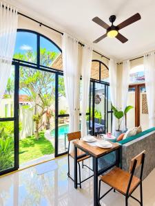 Lux Loft Villa Canggu Buduk North Pererenan with Ricefield View
