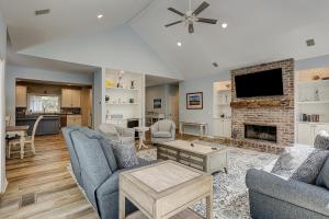 3 Magnolia Crescent 4 BR Sea Pines Golf Home Pool Hot Tub Bikes & Beach gear included