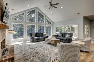 3 Magnolia Crescent 4 BR Sea Pines Golf Home Pool Hot Tub Bikes & Beach gear included