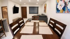 Centro Expositor, Planta baja, 2 Habitaciones