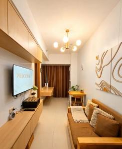 Minimalist Chic Condo near MOA-Shore3 Tower2