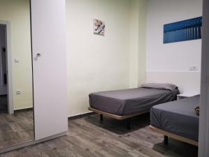 Castillo Roms only women habitacion solo mujeres