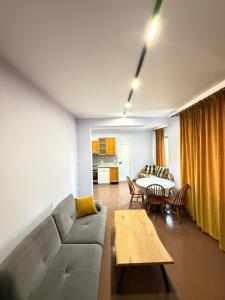 The SunSet Apartment New Bazaar View Balcony Parking Available