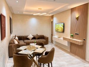 Modern Apartment with Swimming Pool, Air Conditioning, Fiber, SmartTV and Balcony