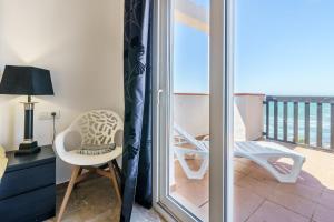 Puerta Del Mar Penthouse Beachfront - Happy Rentals