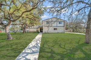 4BR Home with Pool Grill Sleeps 12 Near AFB