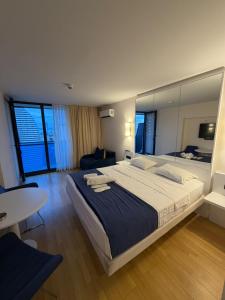 Apartment hotel