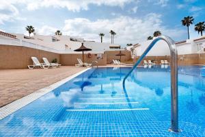Heaven in Costa Adeje! Large terrace, Pool, HS-internet