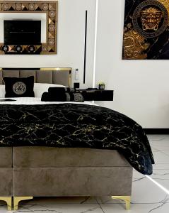 VERSACE OLD TOWN JACUZZI APARTMENT Deluxe
