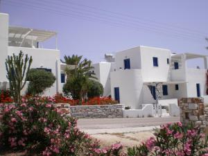 Nicos Studios & Apartments Paros Greece