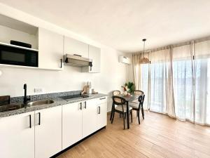 Cana Life Breeze Blue Coral Residences C2 2-Bedroom in Blue Marlin Los Corales