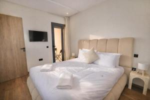Cozy apartment with swimming pool and fitness area