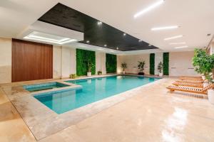 Cozy studio with swimming pool and gym