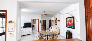 Casa Las Guayarminas