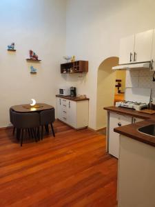 KANTIQ House