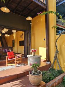 Laco Hoian