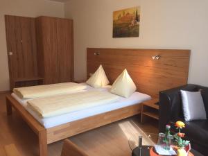 3 star pansion Gasthaus Hotel Feldschlange Ried im Innkreis Austria