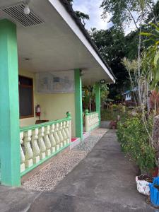 ISLA VEL Guesthouse