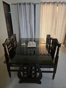 Cozy 2BHK Flat Family Friendly