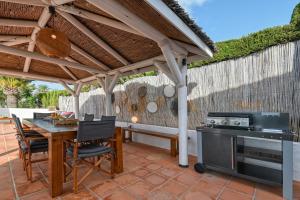 Casa Blanca Mar - luxe villa met privé zwembad & prachtig zeezicht, Moraira, 8 personen