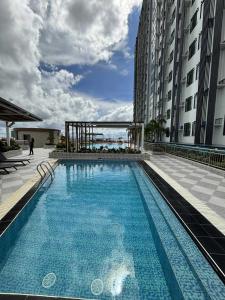 HLapuz Suites at Arc Towers
