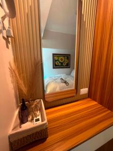 HLapuz Suites at Arc Towers