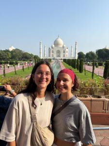 Villa 18 Homestay-1 Minute walk to Tajmahal