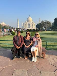 Villa 18 Homestay-1 Minute walk to Tajmahal