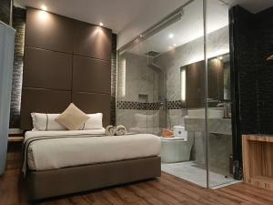 Here Hotel