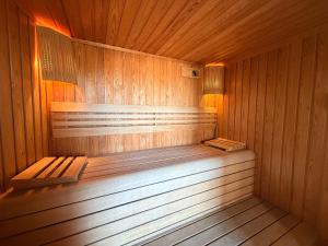 Aura House with private pool and sauna with stunning terrace views