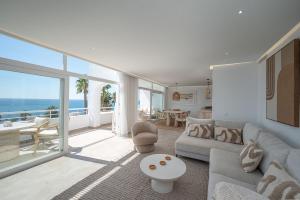 Miraflores Beachfront Penthouse