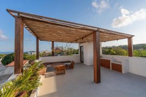 Matalenas Villa 3BR Rooftop with Ocean View