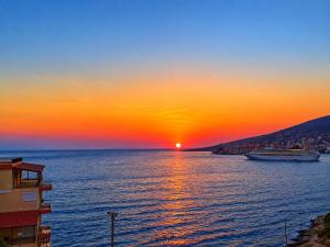serenity saranda view