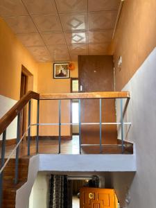 VHF guest house