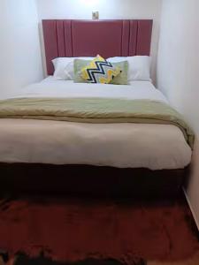 Cozy King and Queen Bed