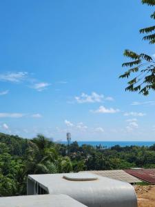 Cosy Hillside Bungalow with Sea View in Koh Lanta