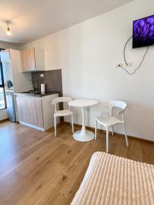 Urban Nest Bolivia 7-10 AVE PARAISO