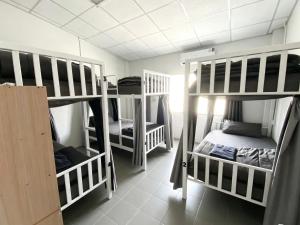 15 December Hostel