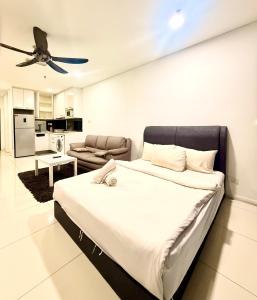 Classy KLCC Summer Suites