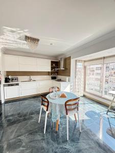 Newly Renovated Apartment in Kordon