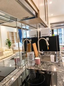 Shi House - Modern Apartment Vinhomes Grand Park - Căn Hộ Studios