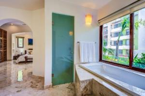Zazil Ha Playa del Carmen -9 bedrooms for 20 guests